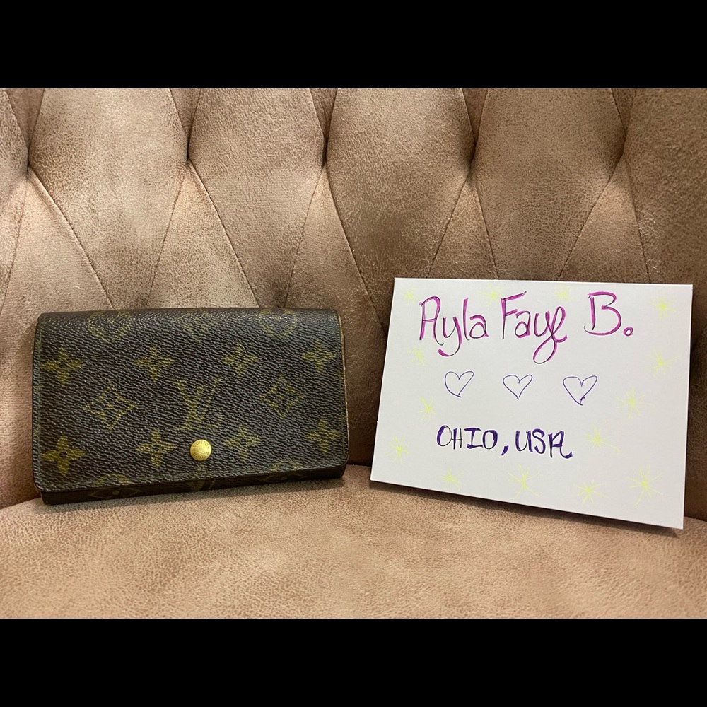 ✨ SOLD ✨ November 1992 Porte Monnaie Billet Tresor bifold wallet